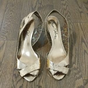 Sam Edelman peep toe rose gold sandals.